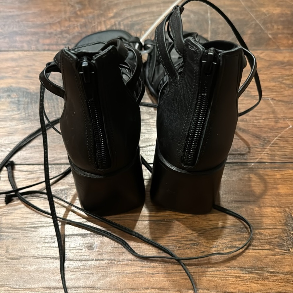 NEW! Steve Madden Black Leather Cherri Strappy Sandal - Size 7 - Picture 9 of 16